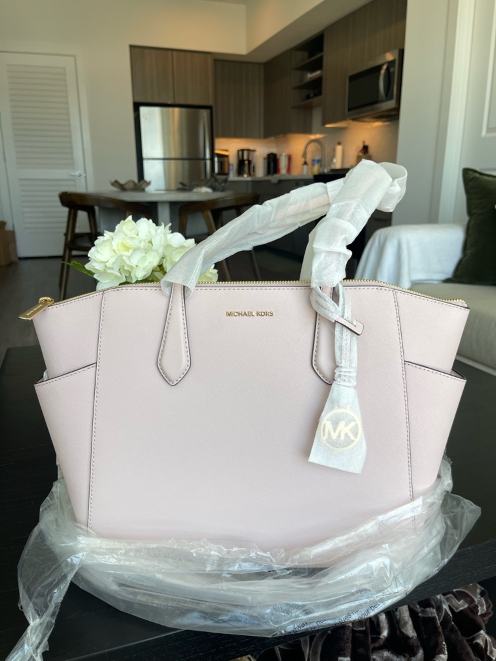 MICHAEL KORS Marilyn Medium Saffiano Leather Tote Bag - Picture 5 of 13